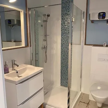 Lebski Apartament Na Osiedlu Lebska Ostoja Διαμέρισμα Zarnowska